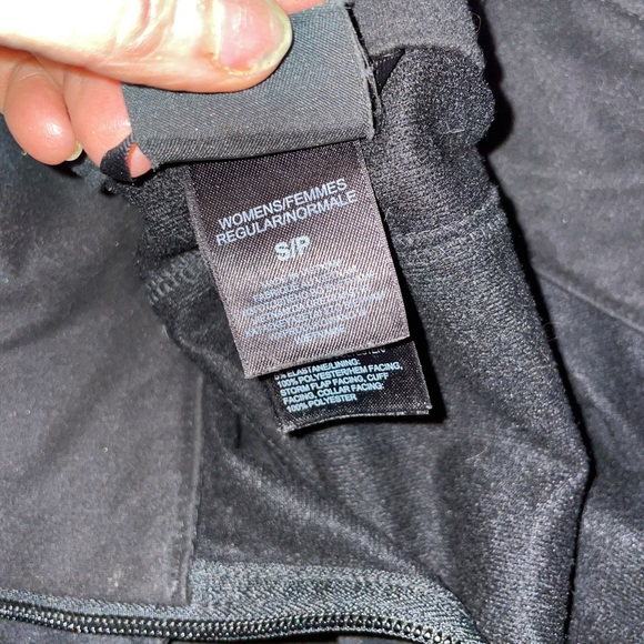 North face jacket - Picture 8 of 10